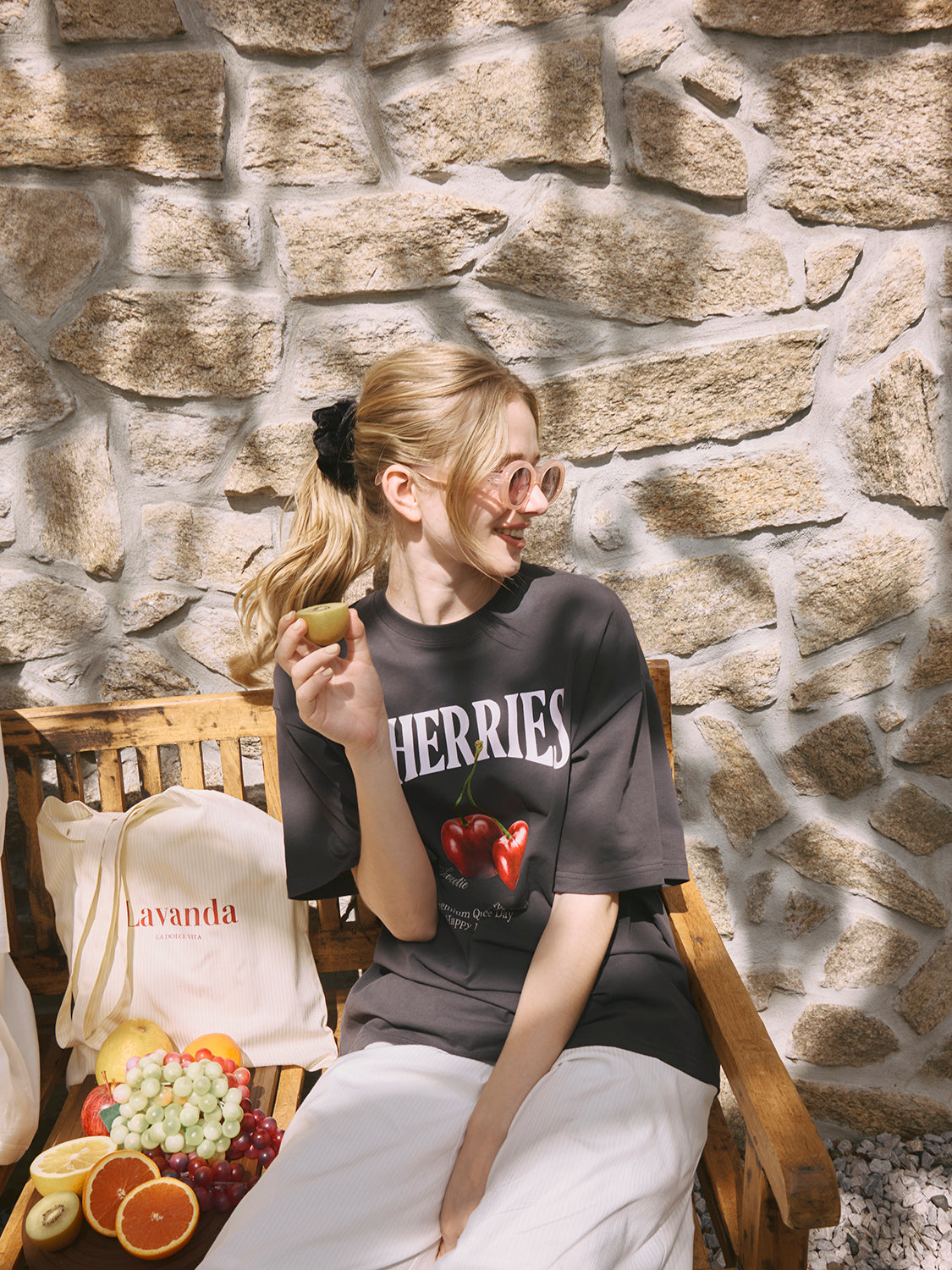 CHERRIESオーバーサイズTシャツ