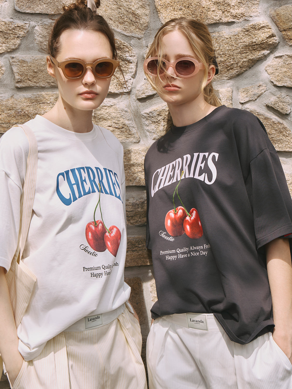 CHERRIESオーバーサイズTシャツ