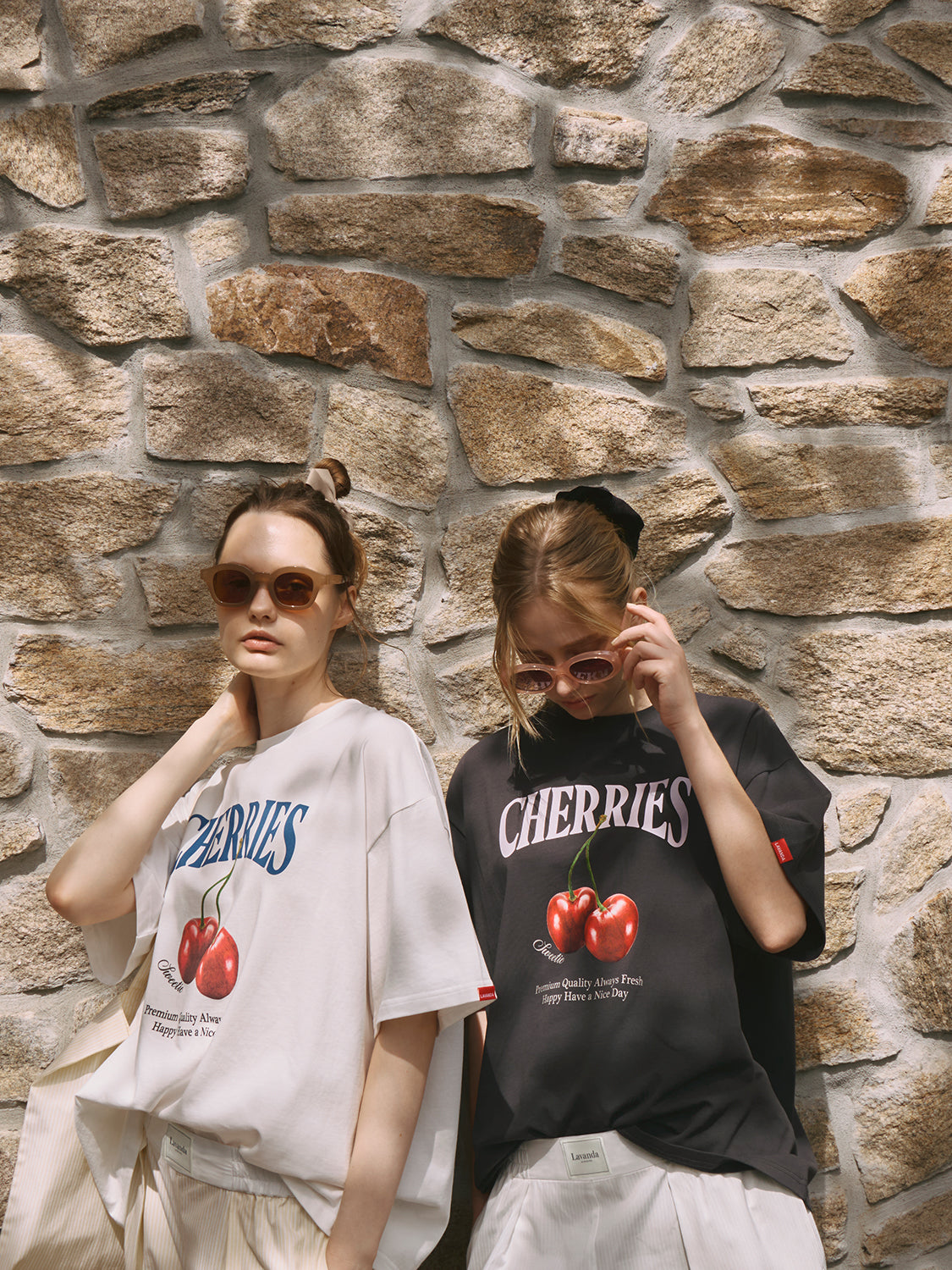 CHERRIESオーバーサイズTシャツ