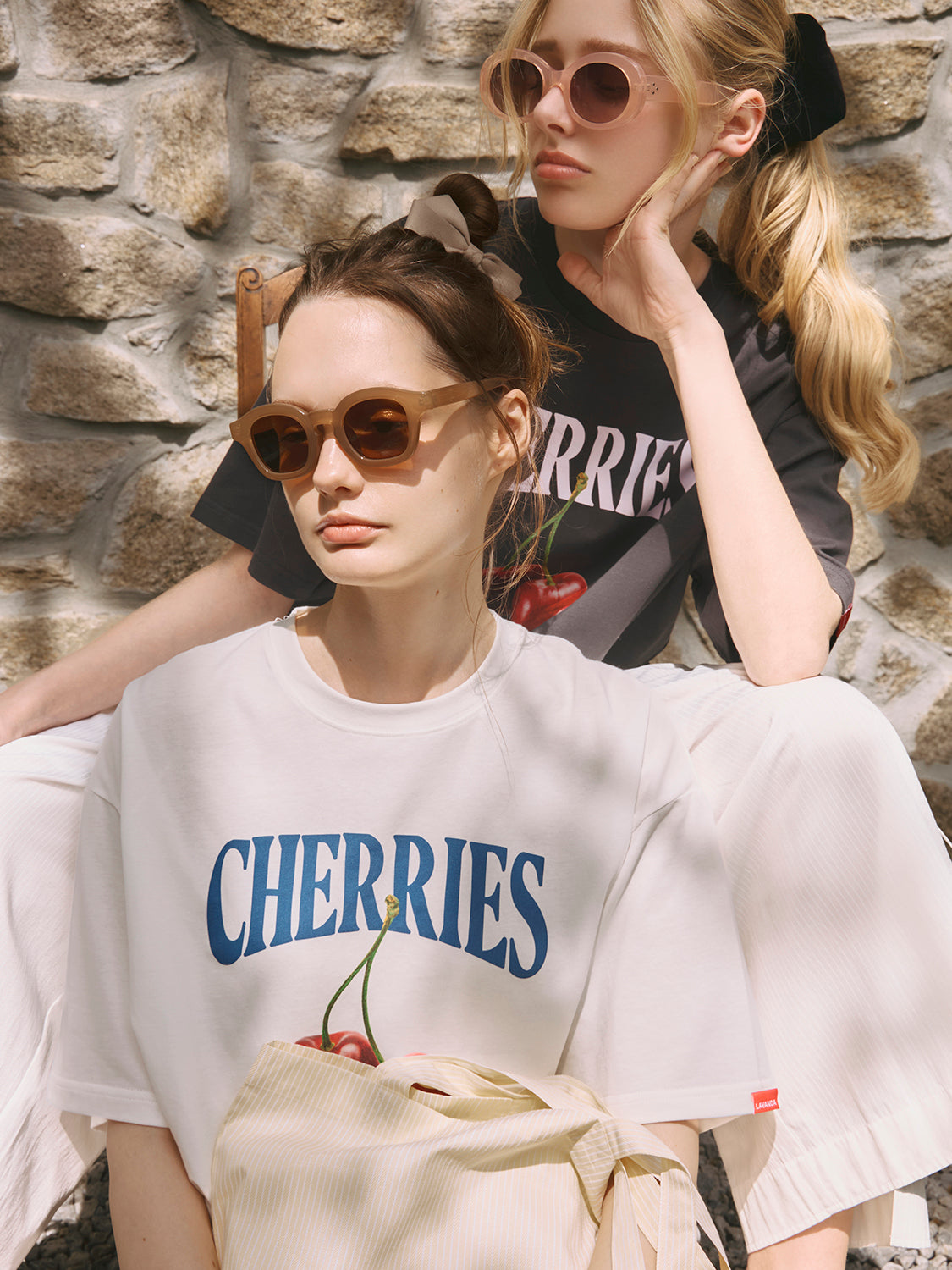 CHERRIESオーバーサイズTシャツ