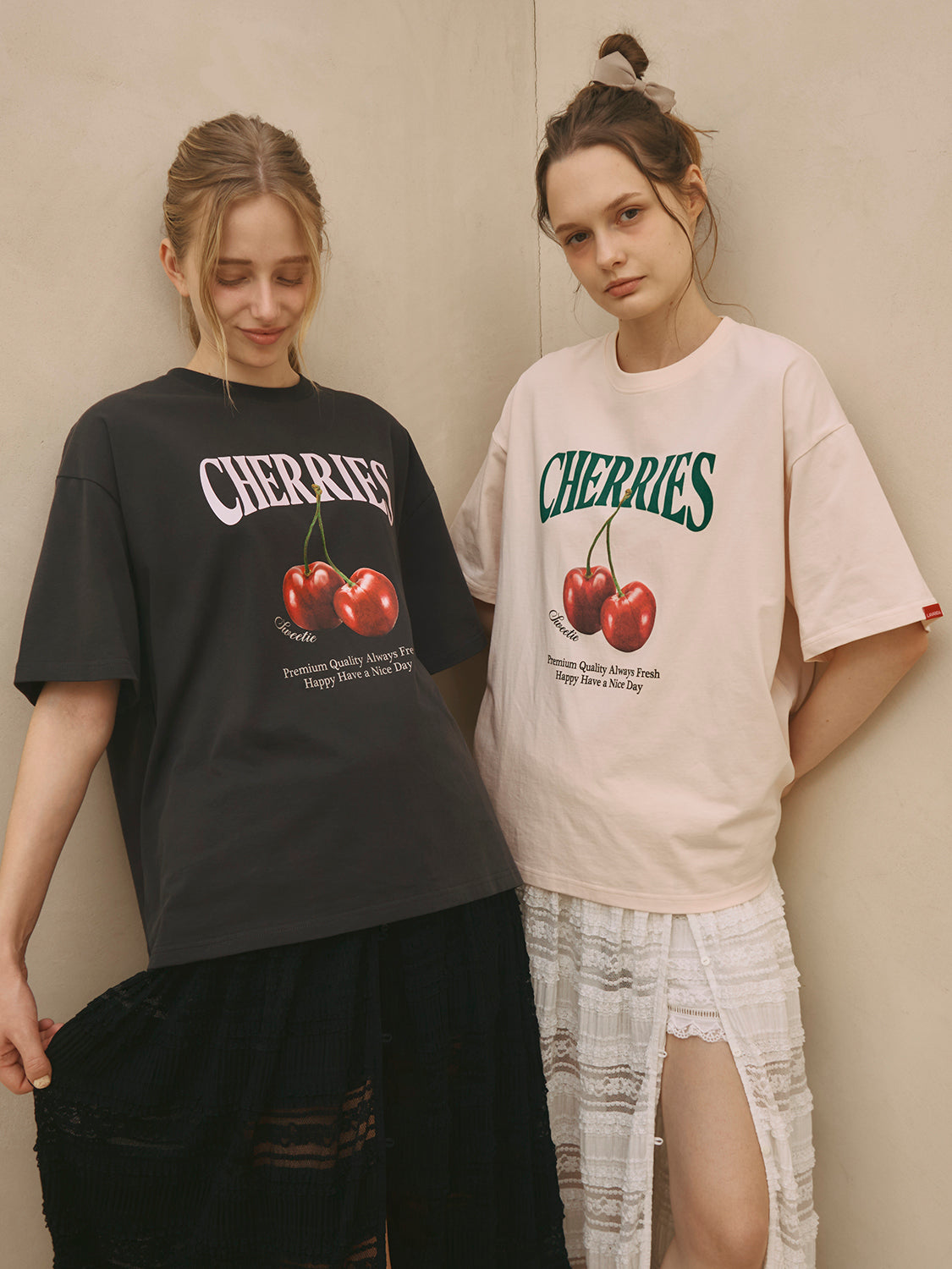 CHERRIESオーバーサイズTシャツ