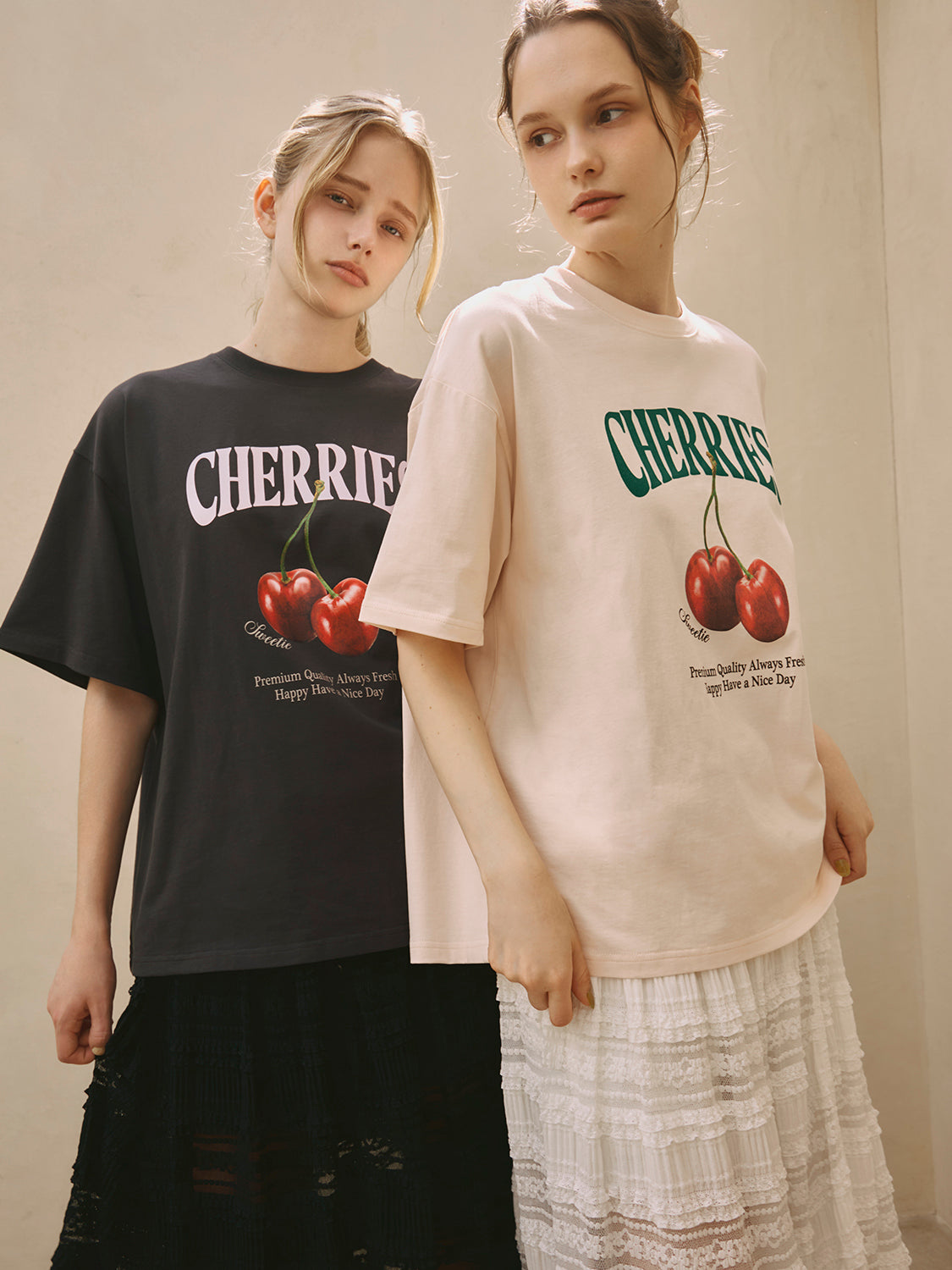 CHERRIESオーバーサイズTシャツ
