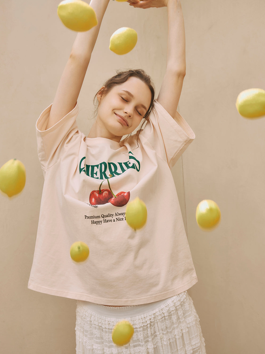 CHERRIESオーバーサイズTシャツ