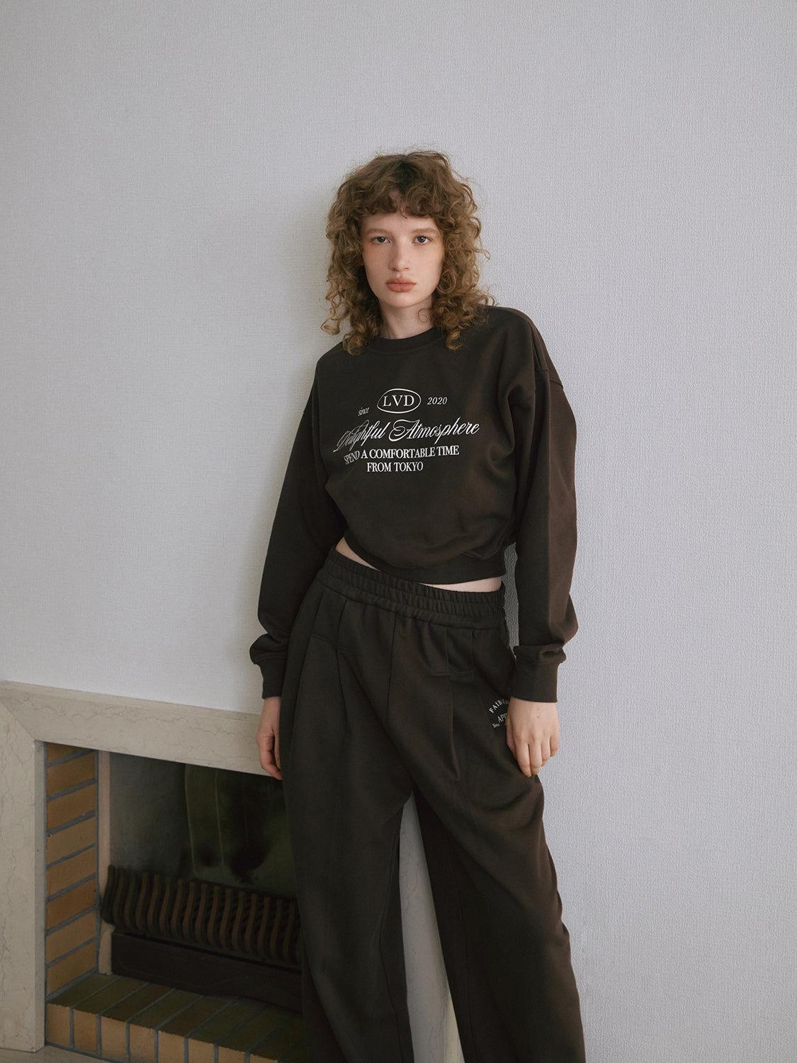 クロップドスウェットプルオーバー