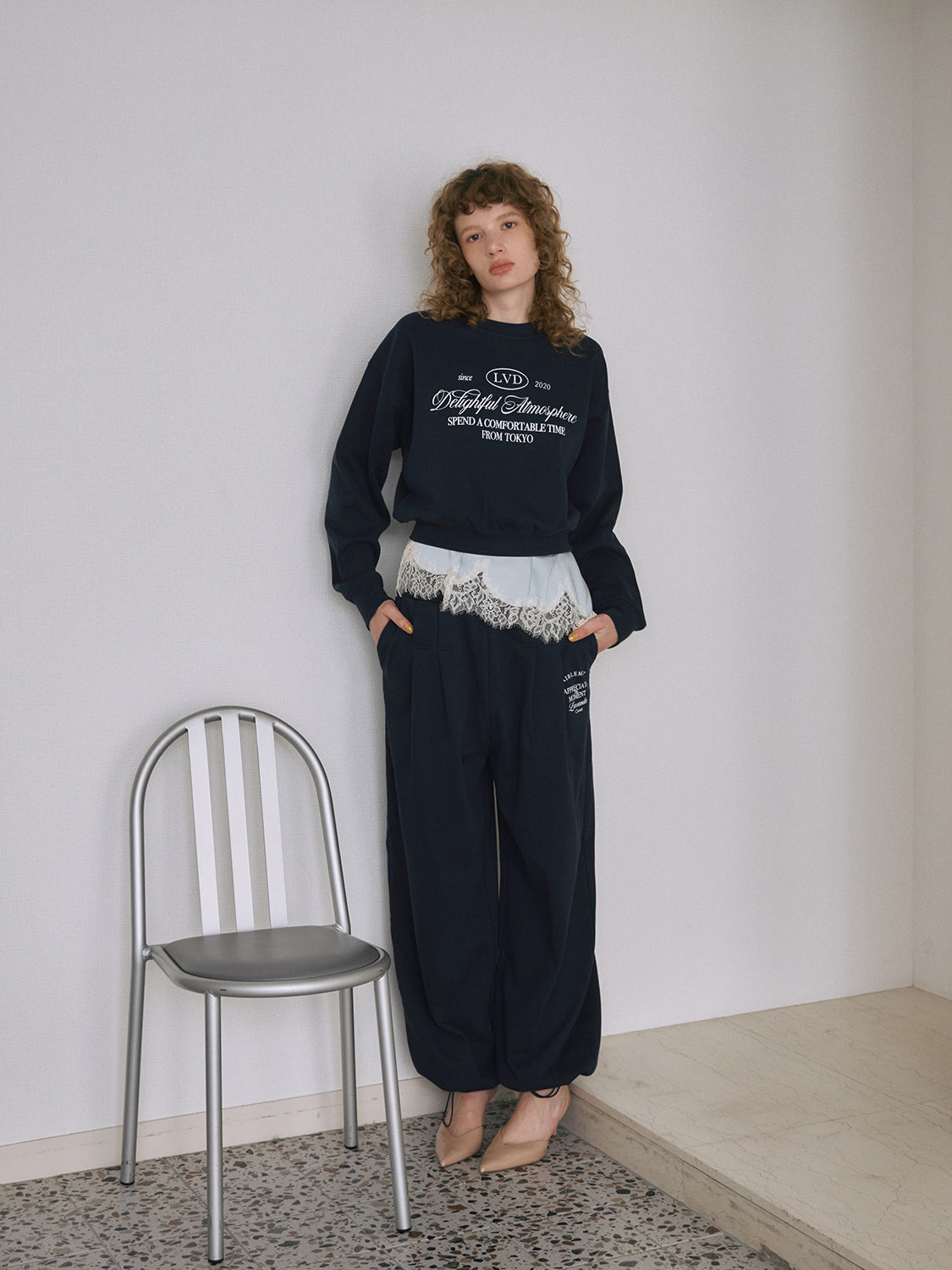 ダンス着にも！ヴェルサーチ 1978再版クリスタルロゴ　クロップド スウェット ダンス着にも！ヴェルサーチ 1978再版クリスタルロゴ クロップド