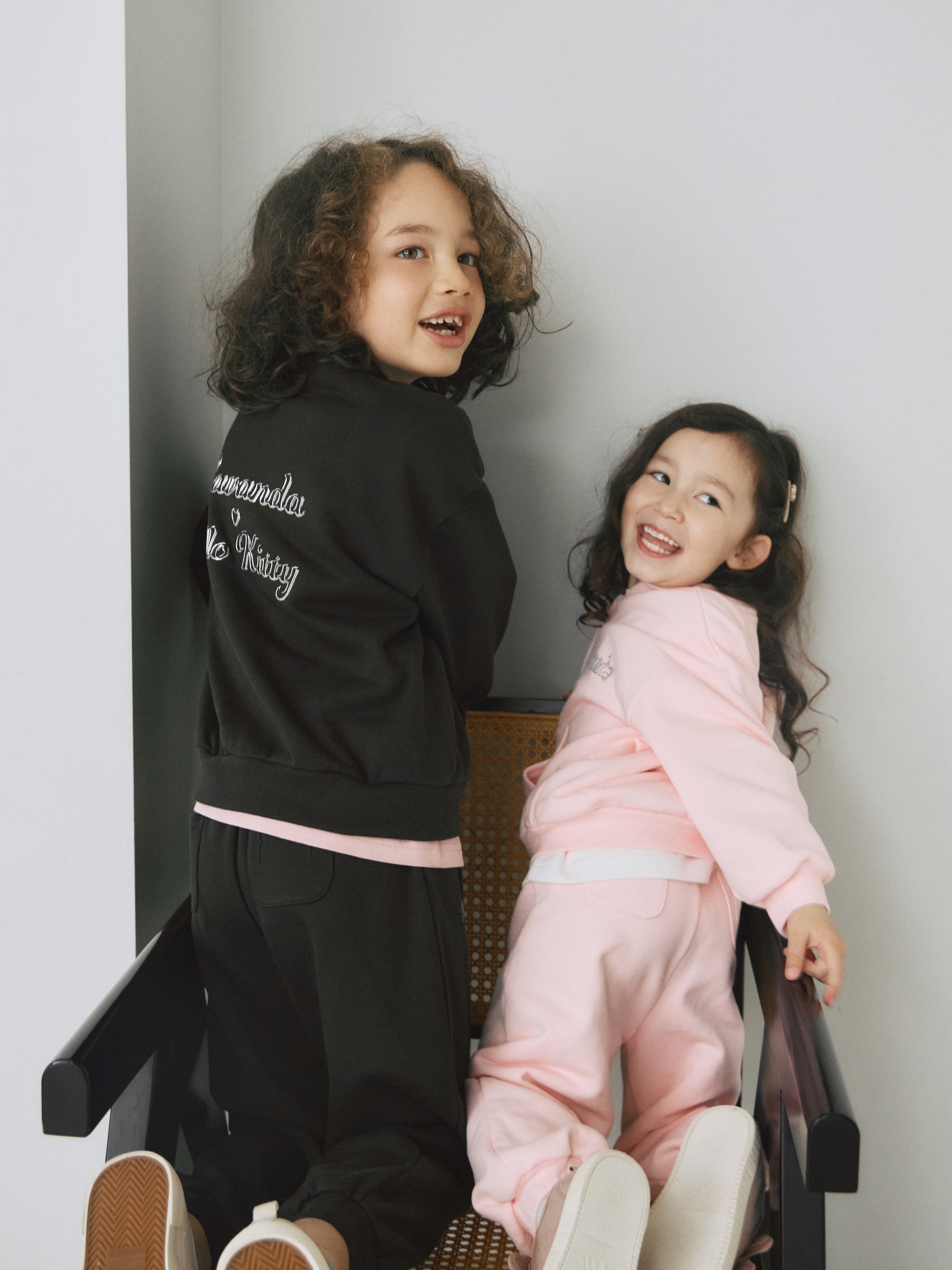 【HELLO KITTY】キッズスウェットブルゾン