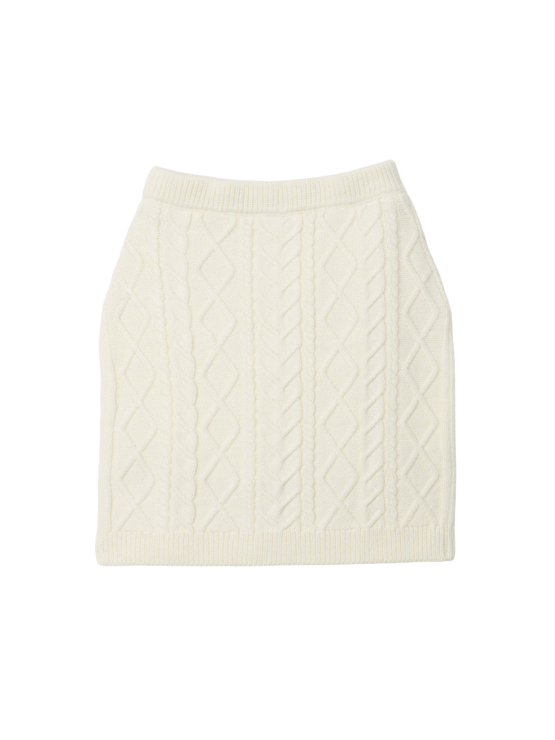 ケーブルニットスカート